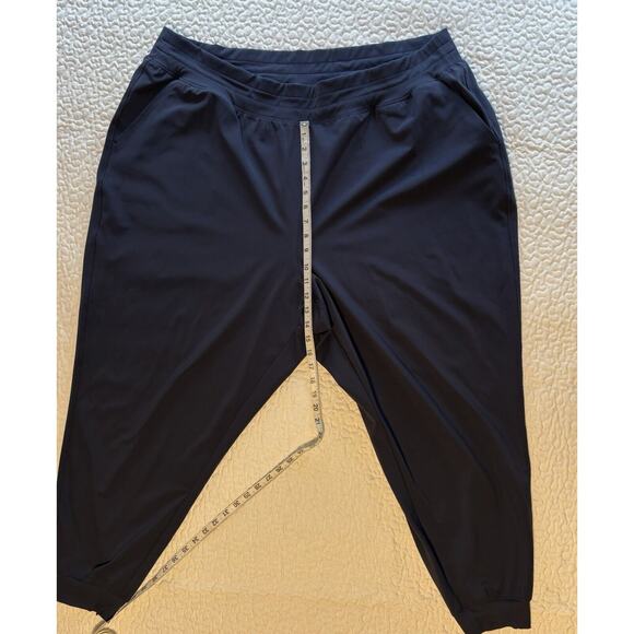LIVI For Lane Bryant Navy Blue Elastic Waist And Cuff Athletic Pants Size 26/28 - Picture 2 of 4